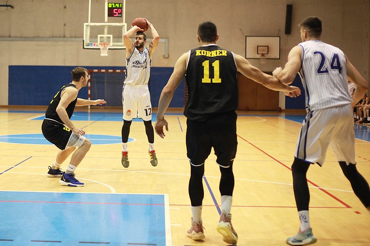 Vianočné zápasy na východe už dnes